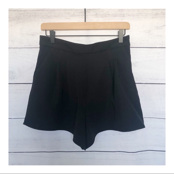 Topshop Cherry High Waist Pleated Shorts - Picture 2 of 10
